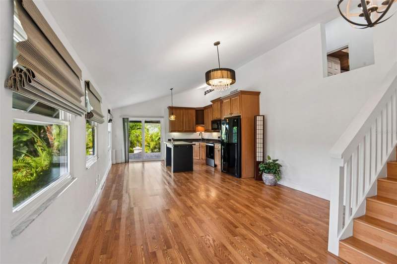 3 bedroom Single Family Residence at 5731 28th Avenue, Gulfport / Boca Ceiga Park, Gulfport — photo 3