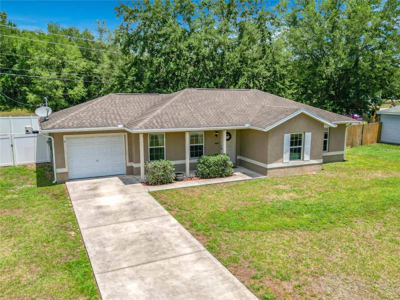 3 bedroom Single Family Residence at 3 Pine Track Place, Silver Spgs Shores Un 17A Sub, Ocala — photo 3