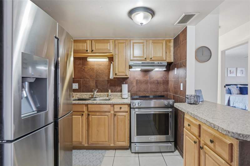 1 bedroom Condominium at 8602 Champlain Court #90, Whisper Lake A Condo, Tampa — photo 4