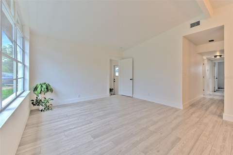 507 Sutton Place, Brandon FL - photo 16 of 40