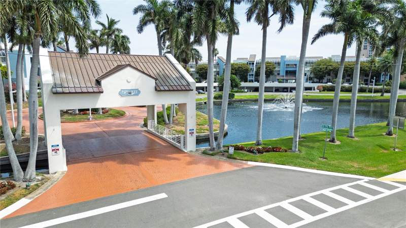 3 bedroom Condominium at 5155 Isla Key Boulevard #307, Isla Key Condo, St Petersburg — photo 5