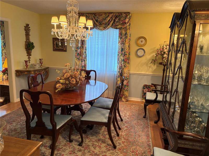 4 bedroom Single Family Residence at 130 Springwood Trail, Spring Lake Hills Sec 4, Altamonte Springs — photo 4