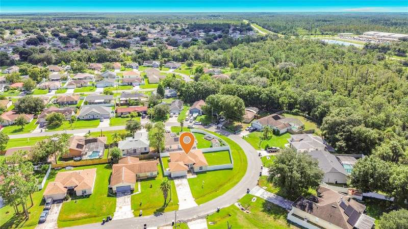 3 bedroom Single Family Residence at 649 Jaguar Court, Poinciana Nbrhd 03 Village 03, Poinciana — photo 4