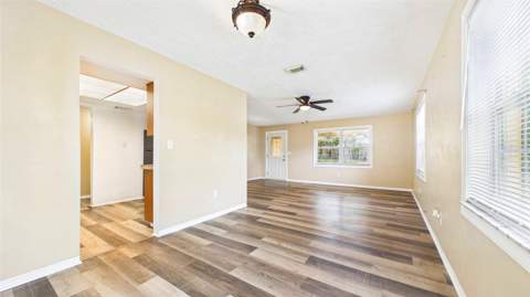 5029 Emerson Avenue, St Petersburg FL - photo 12 of 40