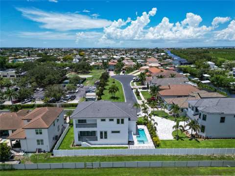 517 Treviso Drive, Apollo Beach FL - photo 6 of 96