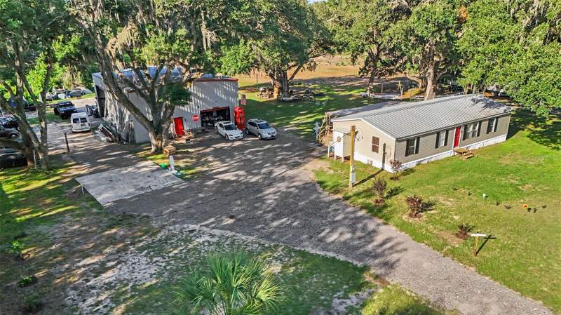 3 bedroom Manufactured Home at 12709 Chihuahua Court, Serenity Oaks Platted Sub, Thonotosassa — photo 3