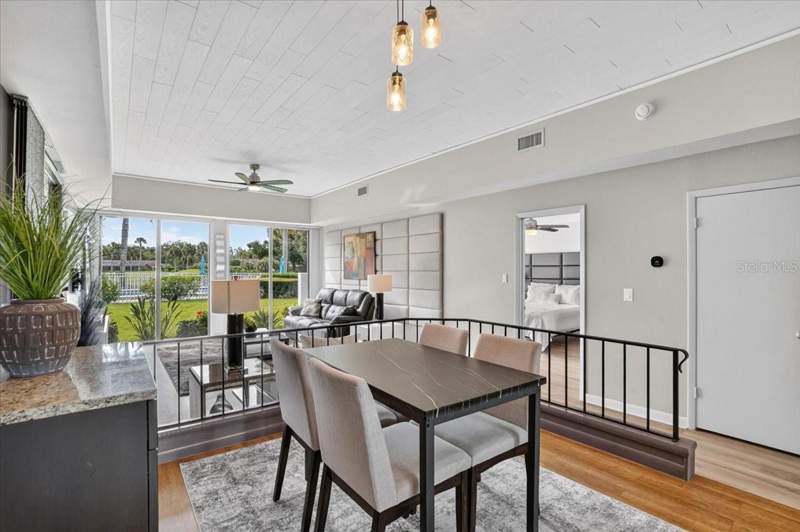 2 bedroom Villa at 2319 Lakeside Mews #B3, 7337-Meadowlake 1, Sarasota — photo 5