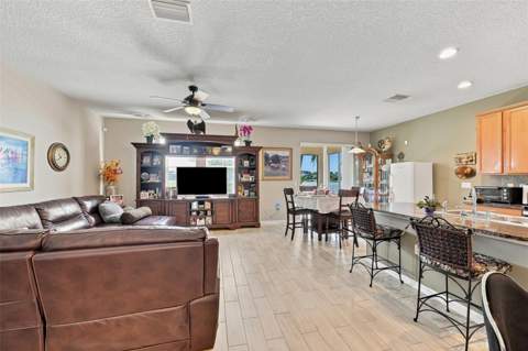 803 Parker Den Drive, Ruskin FL - photo 9 of 38