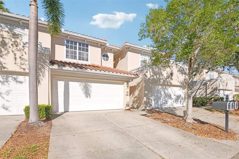 3 bedroom Townhouse at 300 Valencia Circle, Villas Of Carillon, St Petersburg — photo 4