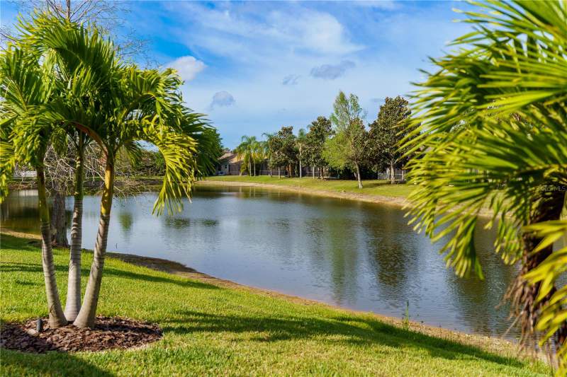 4 bedroom Single Family Residence at 14717 Bowfin Terrace, Greenbrook Village Subphase Ll, Lakewood Ranch — photo 2