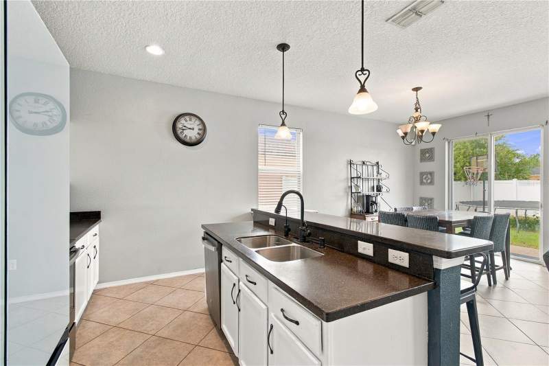 3 bedroom Single Family Residence at 4429 Starlight Pointe Drive, Festival Pointe At Sundance Ph 01, Mulberry — photo 4