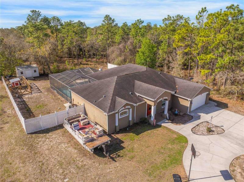 3 bedroom Single Family Residence at 13040 Quigley Avenue, Royal Highlands, Weeki Wachee — photo 2