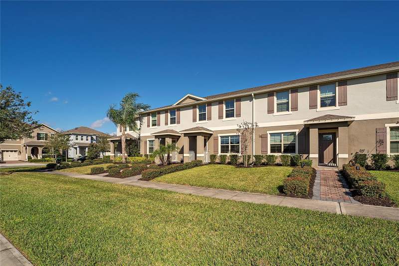 3 bedroom Townhouse at 16931 RESEDA ALLEY, WATERLEIGH PH 3A, WINTER GARDEN — photo 2