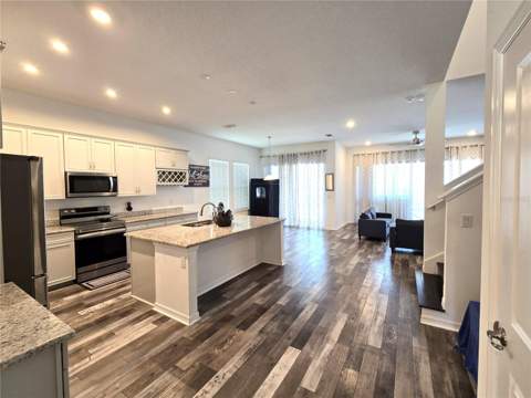 863 W Bayshore Drive, Tarpon Springs FL - photo 6 of 6