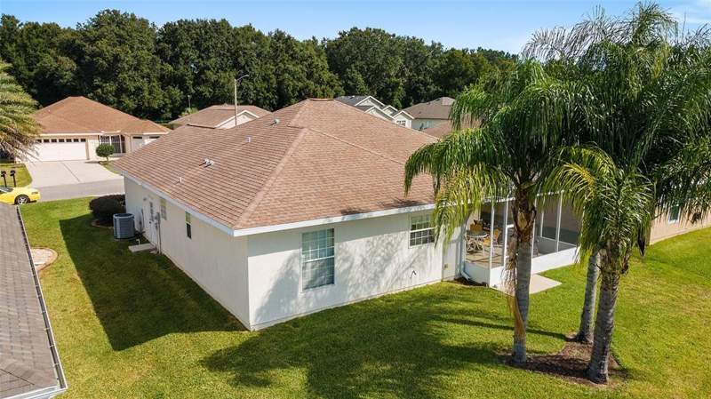 2 bedroom Single Family Residence at 17846 SE 125th Circle, Stonecrest, Summerfield — photo 2