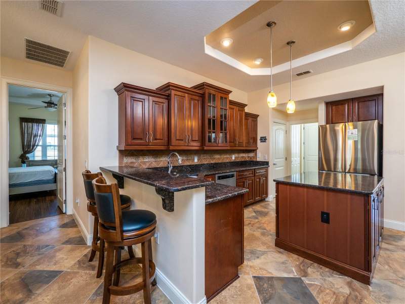 4 bedroom Single Family Residence at 1719 SW 27th Place, White Oak Village Ph 02, Ocala — photo 2