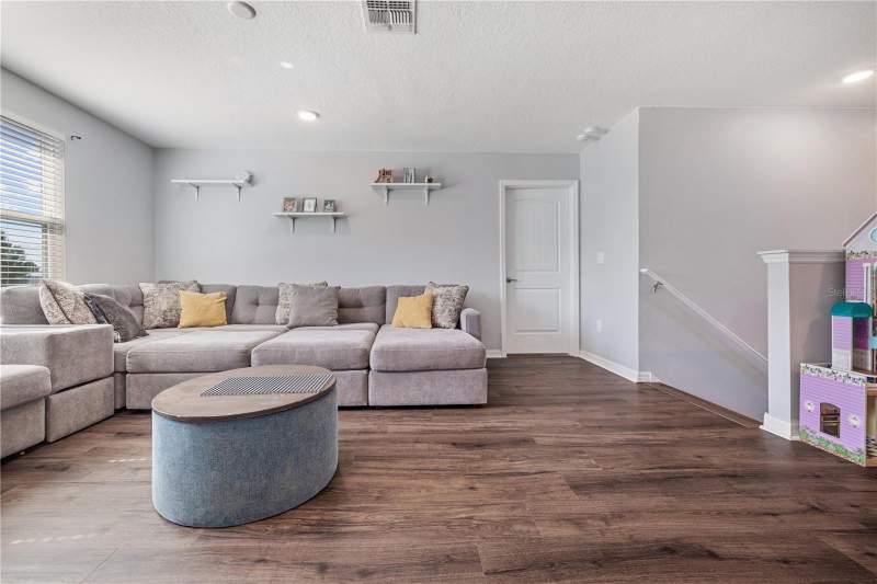 4 bedroom Single Family Residence at 16720 Mooner Plank Circle, Forest Brooke Ph 1A, Wimauma — photo 2