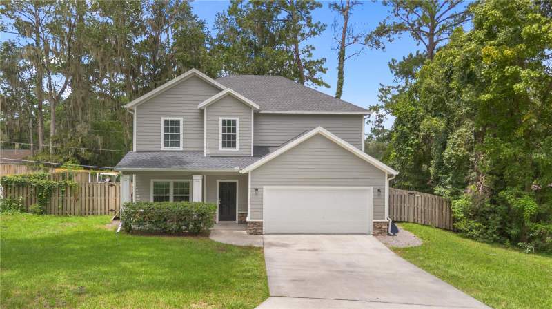 4 bedroom Single Family Residence at 16 NW 29 Street, Black Acres, Gainesville — photo 2