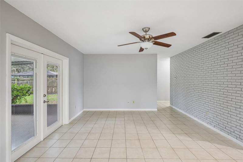 3 bedroom Single Family Residence at 3718 Sand Pebble Drive, Bloomingdale Sec A Unit 1V, Valrico — photo 4