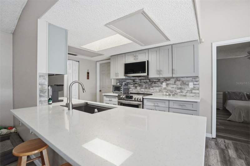 3 bedroom Single Family Residence at 13032 Lola Drive, Spring Hill, Spring Hill — photo 3