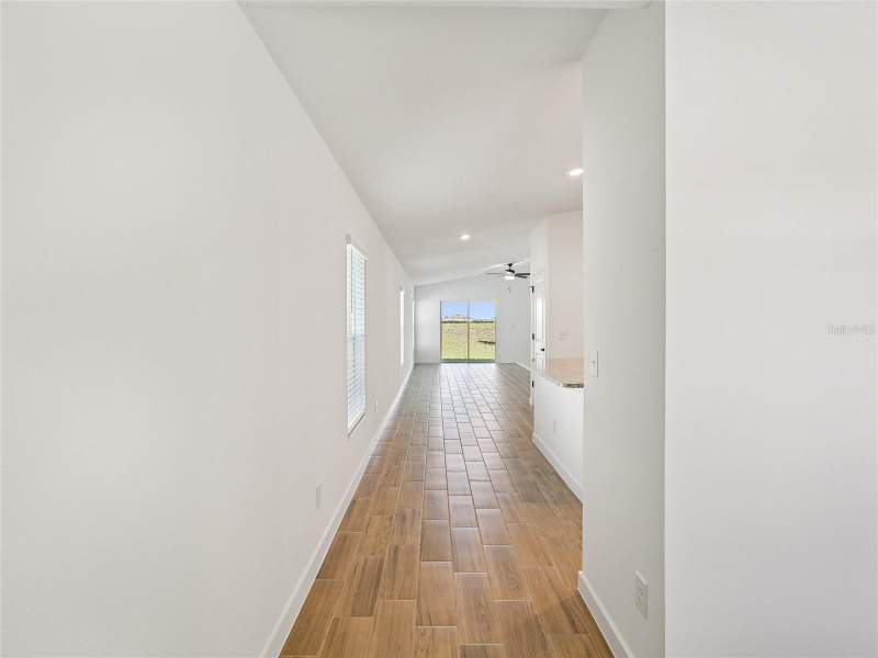 3 bedroom Single Family Residence at 5241 Cap Road, Trilby Crossing, Brooksville — photo 3