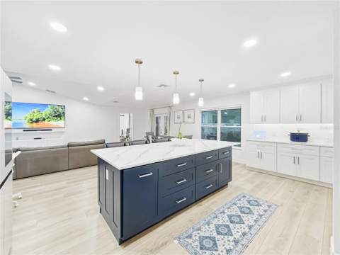 2285 Fox Wood Court, St Cloud FL - photo 8 of 28