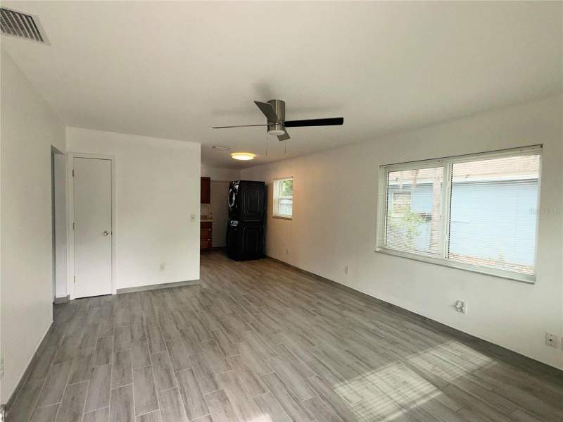 2 bedroom Single Family Residence at 364 3rd Street, Harrison & Kirkpatricks Add, Largo — photo 5