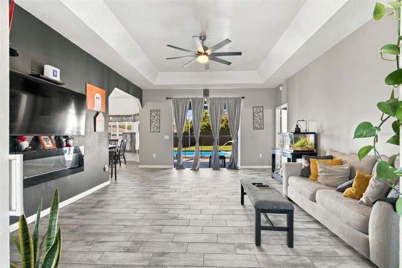 4 bedroom Single Family Residence at 1581 Larkin Road, Spring Hill, Spring Hill — photo 3