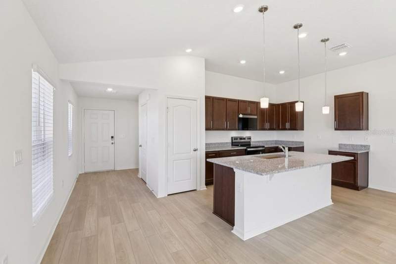 3 bedroom Single Family Residence at 1516 Kayla Circle, Robins Run Phase 1, Lake Wales — photo 5