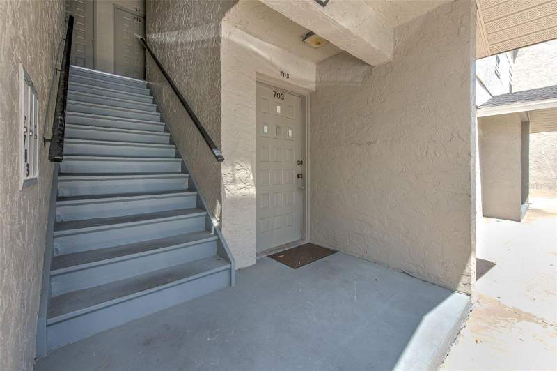 2 bedroom Condominium at 14454 Reuter Strasse Circle #712, Bavarian Village Ph III Con, Tampa — photo 3
