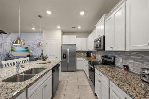 4186 Lana Avenue, Davenport FL - photo 11 of 27