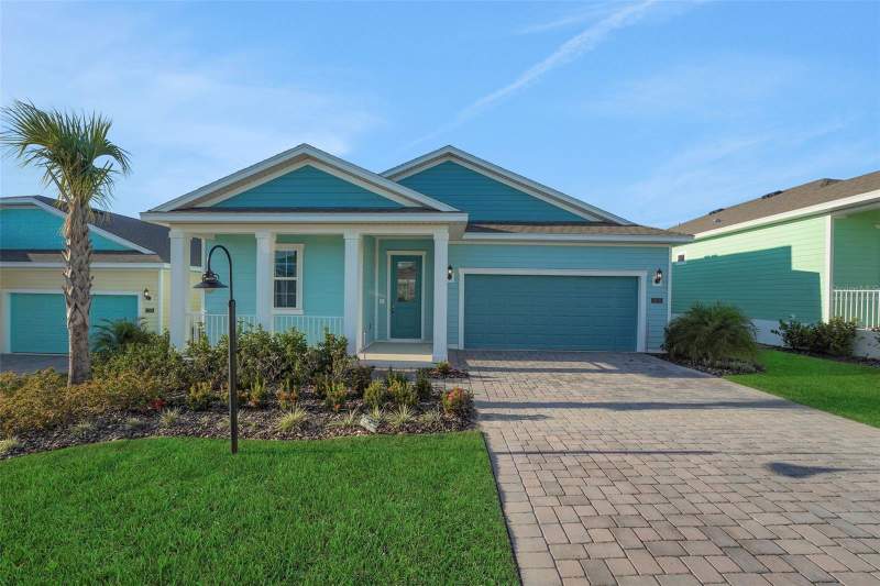 1038 FIESTA KEY CIRCLE home for sale in Green Key Village
