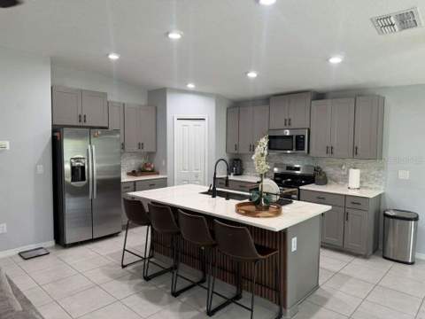 2000 Red Loop, Lakeland FL - photo 9 of 11