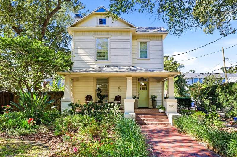 BaywoodHomes for Sale in Tampa, FL