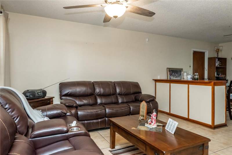 3 bedroom Single Family Residence at 6424 Swallow Hill Drive, Breezewood Ut 4, Orlando — photo 4