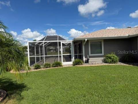 1804 Bunker Hill Drive, Sun City Center FL - photo 13 of 44
