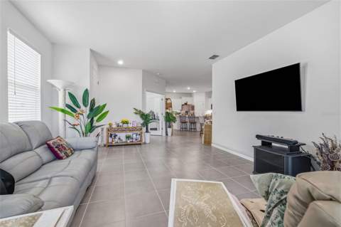 2541 Bending Bonsai Drive, Wesley Chapel FL - photo 8 of 35