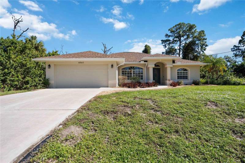 3 bedroom Single Family Residence at 4840 Foxhall Road, Port Charlotte Sub 51, North Port — photo 3
