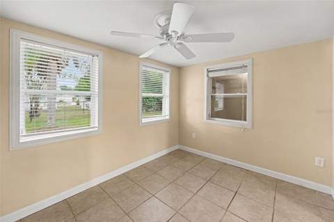 1480 Queen Anne Drive, Palm Harbor FL - photo 11 of 33