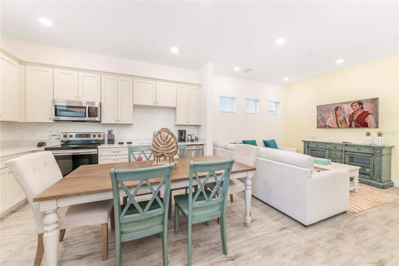 3 bedroom Single Family Residence at 8041 Lost Shaker Lane, Rolling Oaks Ph 6, Kissimmee — photo 5