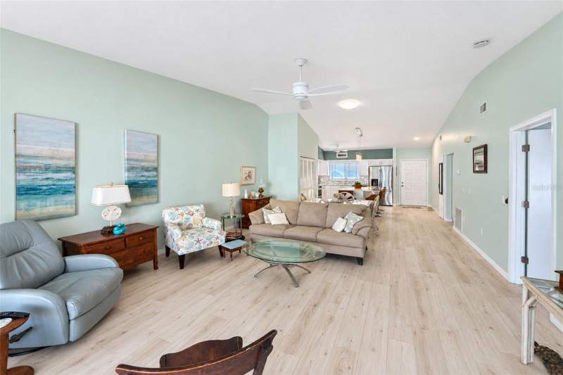 2 bedroom Condominium at 6468 Hamlet Drive #B, Gulfwind Villas Ph 01, Englewood — photo 4