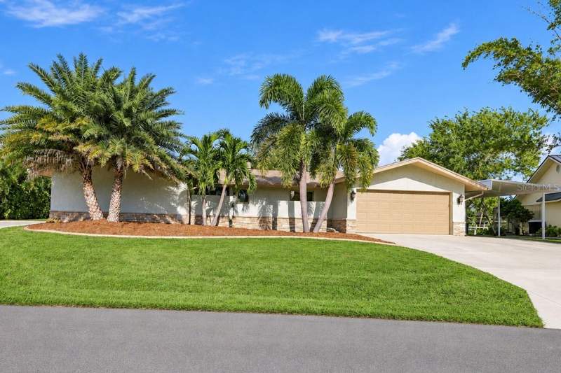 3 bedroom Single Family Residence at 4224 Bur Street, Port Charlotte Sec 092, Port Charlotte — photo 2
