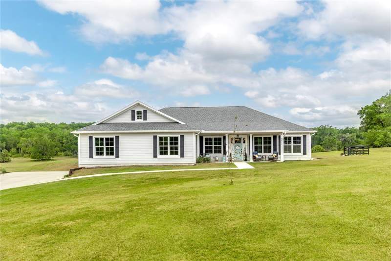 4 bedroom Single Family Residence at 5021 NW 101st Street Road, Equestrian Springs, Ocala — photo 5