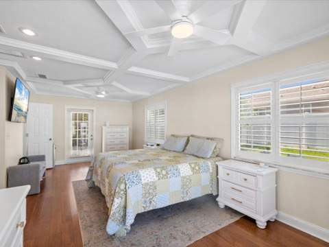 118 Live Oak Lane, Largo FL - photo 13 of 39