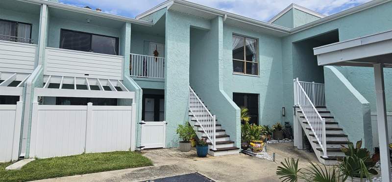2 bedroom Condominium at 1 Windrush Boulevard #83, Windrush Cove Ph 1 Condo, Indian Rocks Beach — photo 2