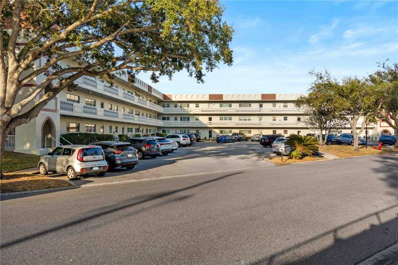 2 bedroom Condominium at 2284 Spanish Drive #50, On Top Of The World, Clearwater — photo 2