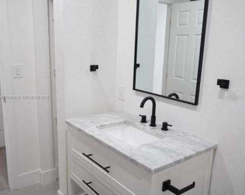 563 Presque Isle Drive, Port Charlotte FL - photo 17 of 36