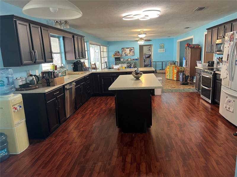 3 bedroom Single Family Residence at 25446 SW 5 Avenue, Newberry, Newberry — photo 5