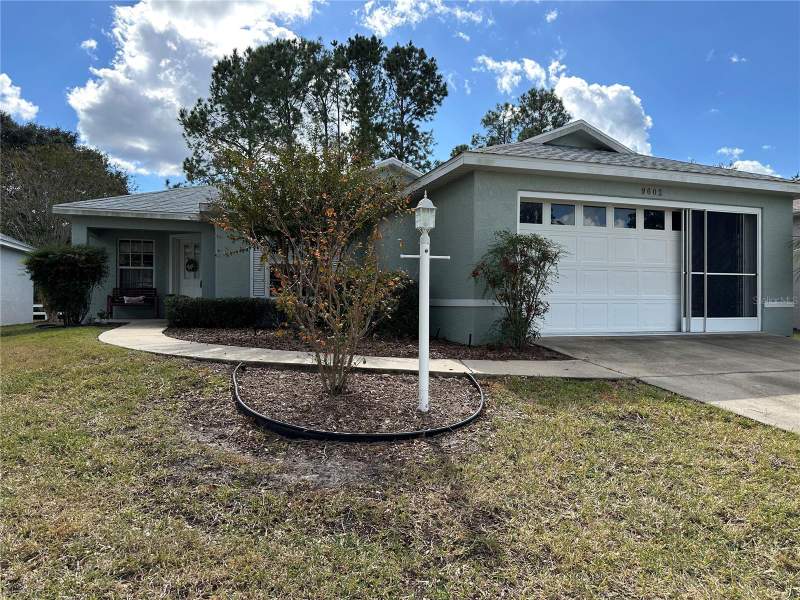 2 bedroom Single Family Residence at 9602 SW 93rd Loop, On Top Of The World, Ocala — photo 3