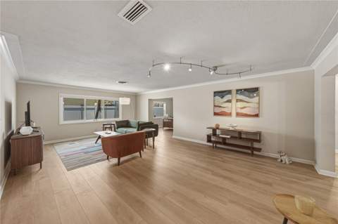 6717 Cardinal Drive, St Petersburg FL - photo 10 of 74